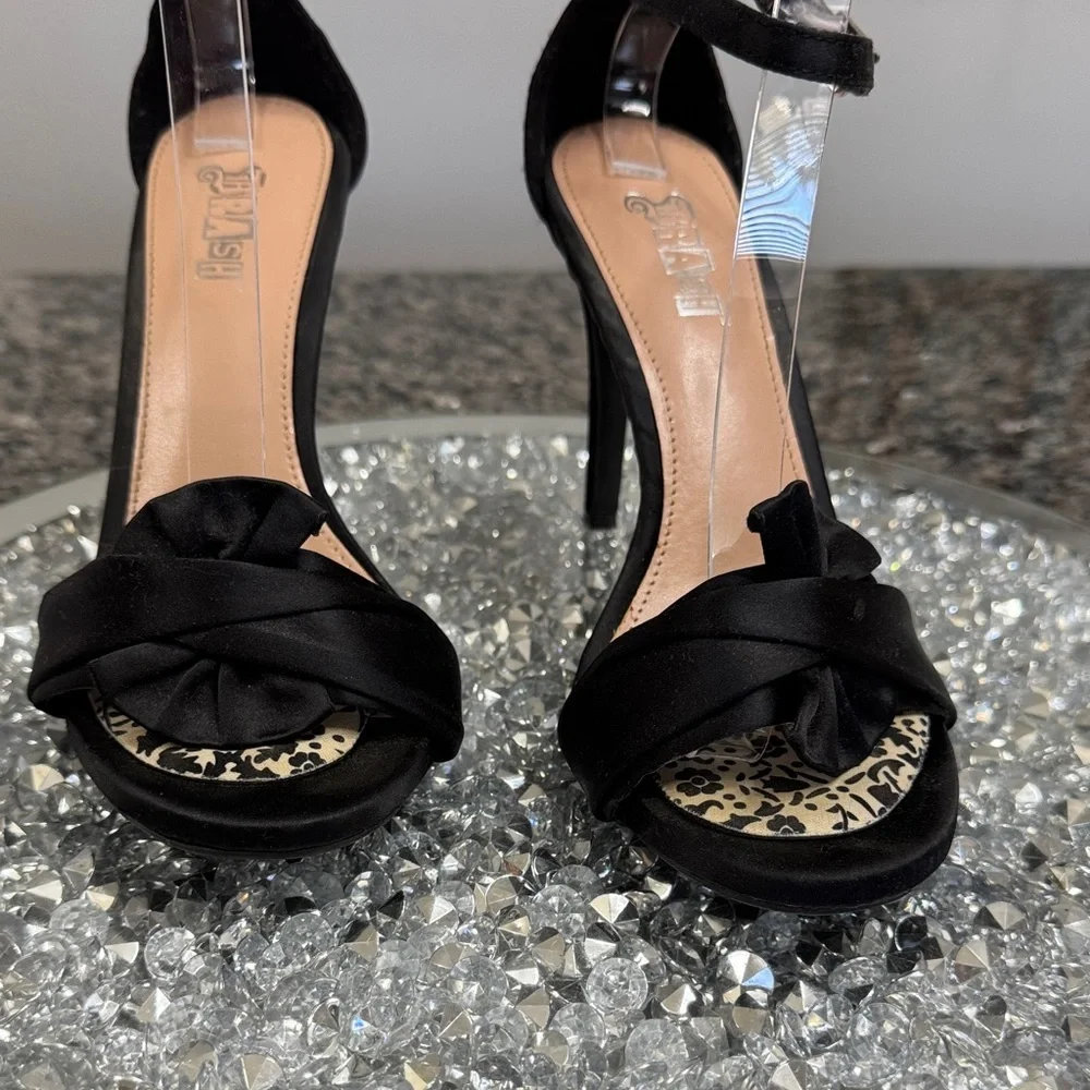 Brash Black Ankle Strap fabric ruffle Heels 8